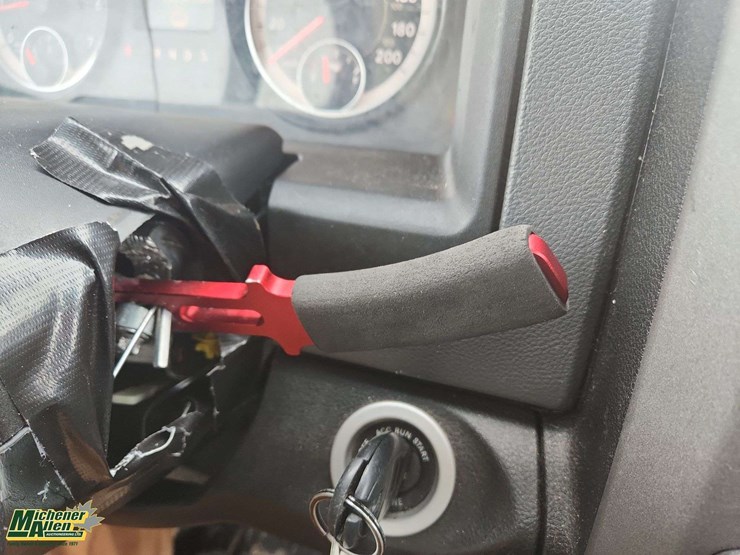 2017-dodge-1500-image-21