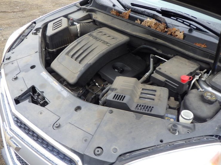 2013-chevrolet-equinox-image-10