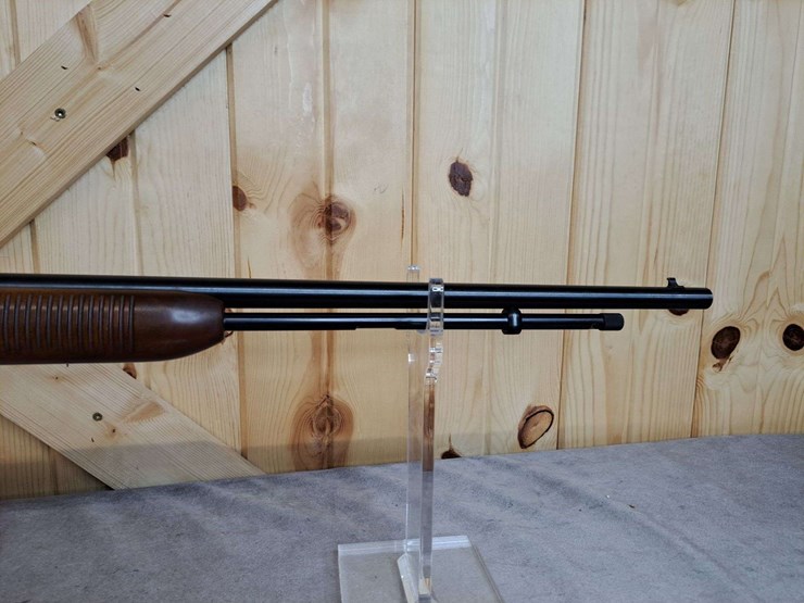 remington-fieldmaster-572-.22-lr-pump-rifle-image-14