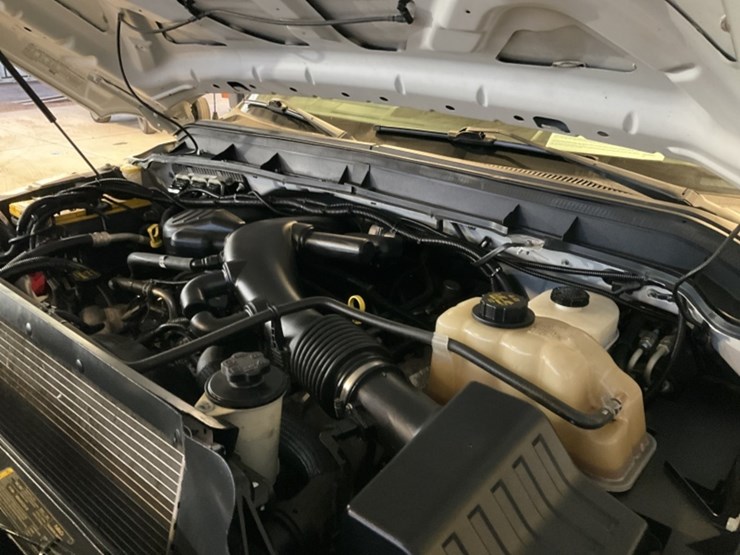 2013-ford-f450-image-12