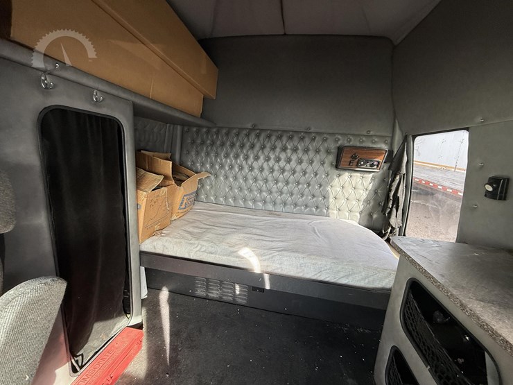 2000-western-star-4900ex-image-30