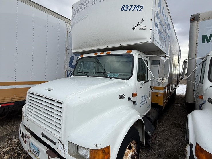 2000-international-4700-image-1