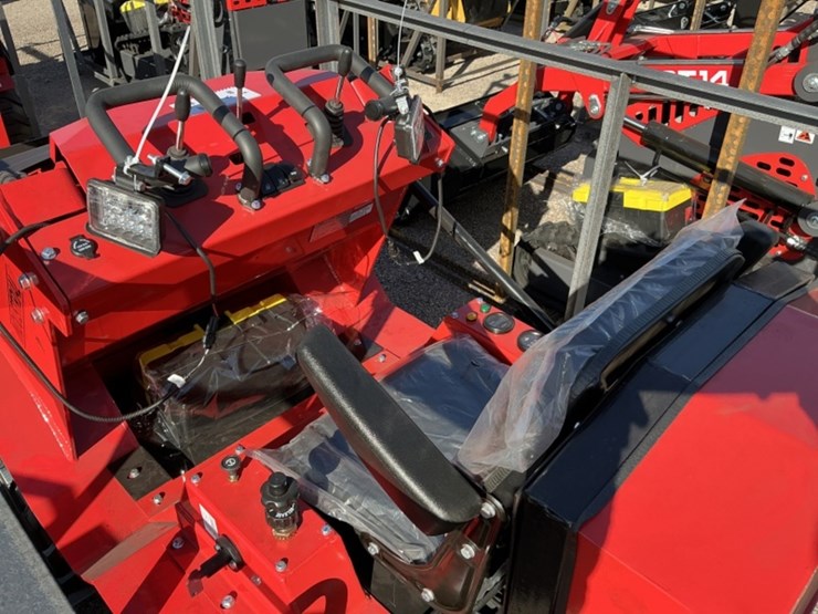 2025-agt-sda-140w-ride-on-skid-steer-image-7