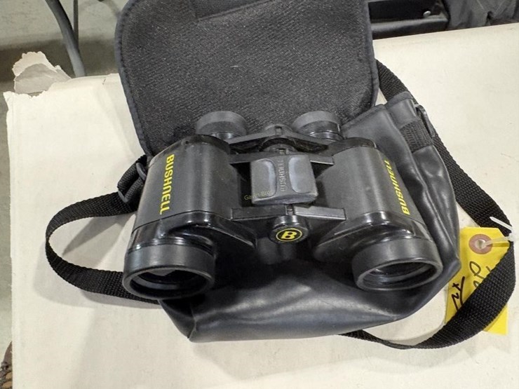 2-binoculars-image-2