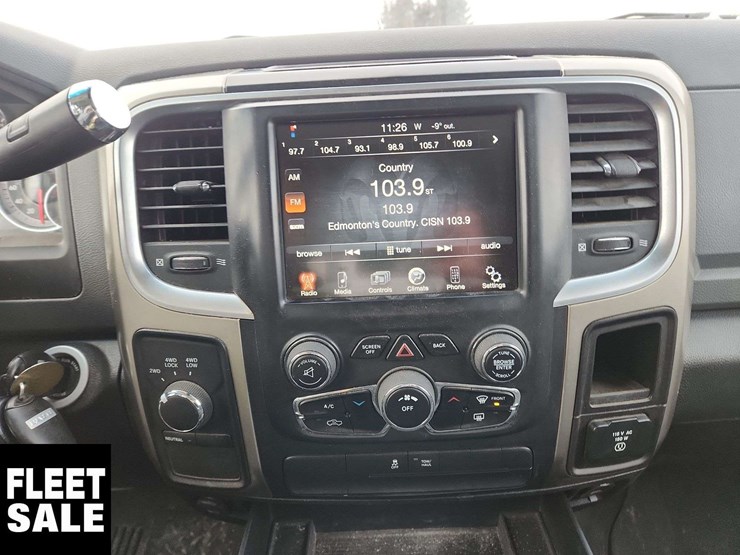 2013-dodge-1500-image-21