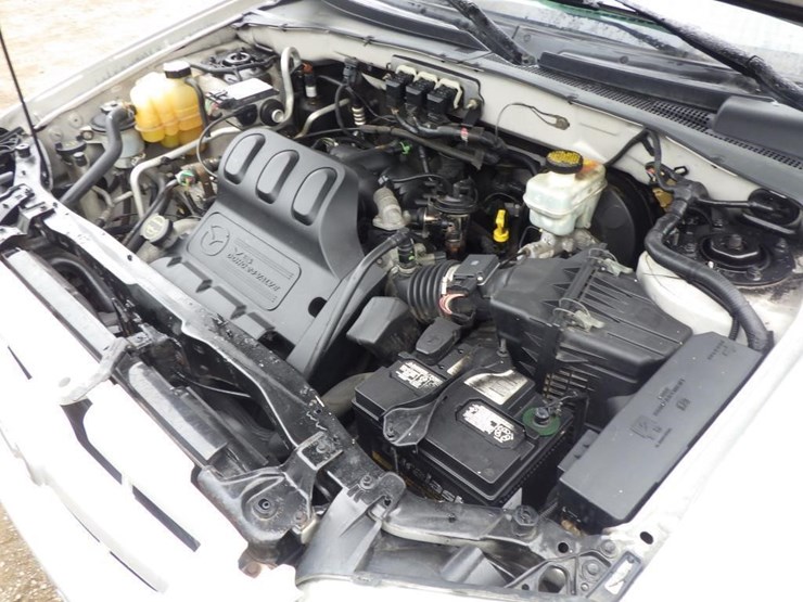 2005-mazda-tribute-image-9