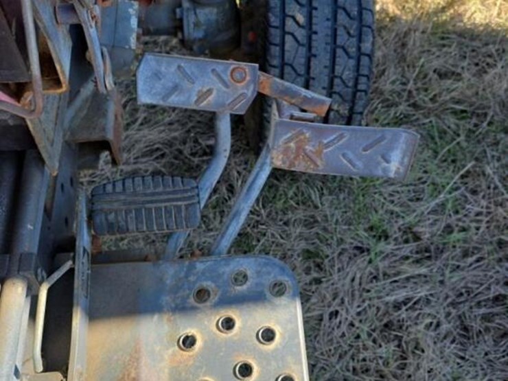 kubota-b7100-image-8