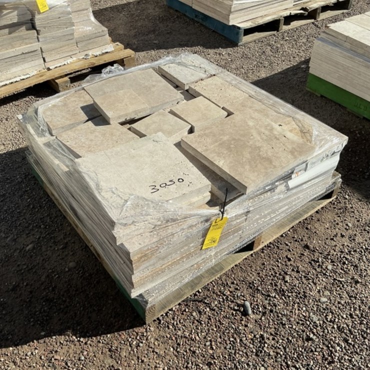 PALLET OF TRAVERTINE PAVERS