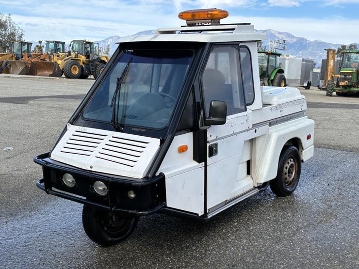 2011-westward-industries-go.4---3-wheel-vehicle-image-1