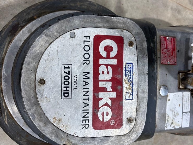 clarke-floor-maintainer-image-3