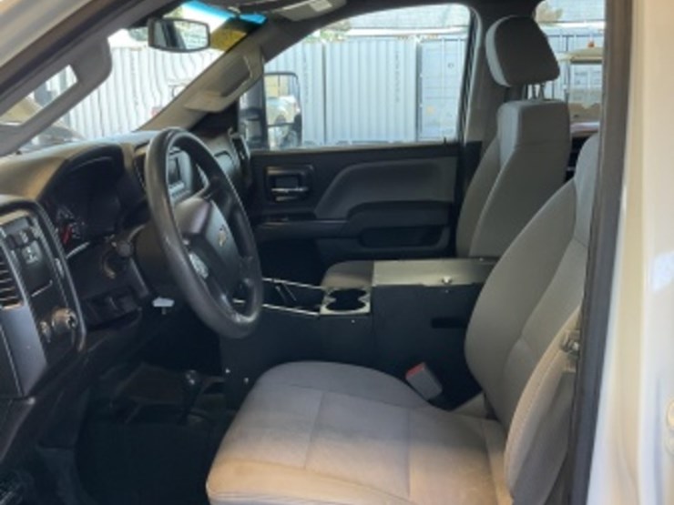 2016-chevrolet-silverado-2500-image-22