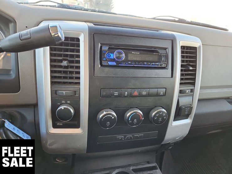 2012-dodge-2500-image-22