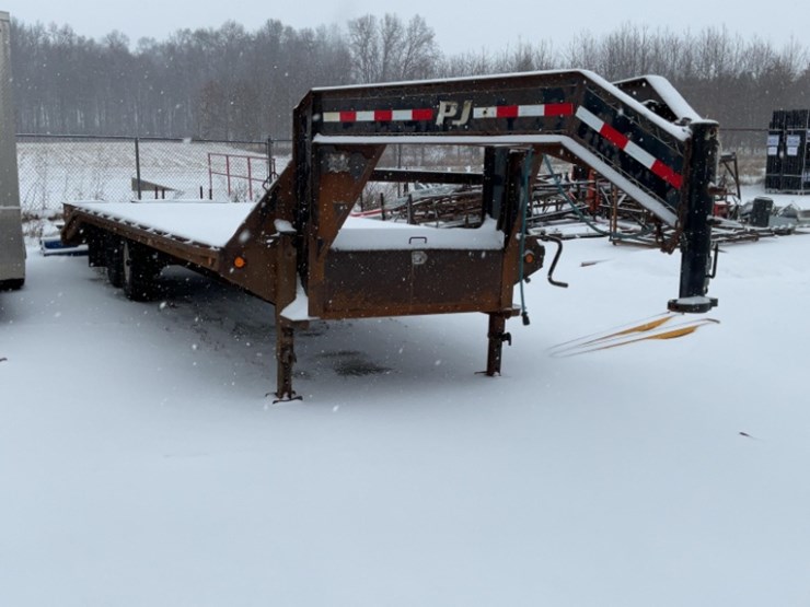 (inv.51031)-2014-p.j.-trailer,-vin-#-4p5fs2521e3008386,-20'-plus-5'-dovetail-with-ramps,-12,000-gvwr-image-4