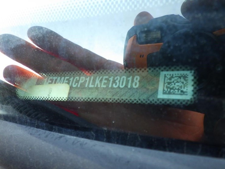 2020-ford-f150-image-13