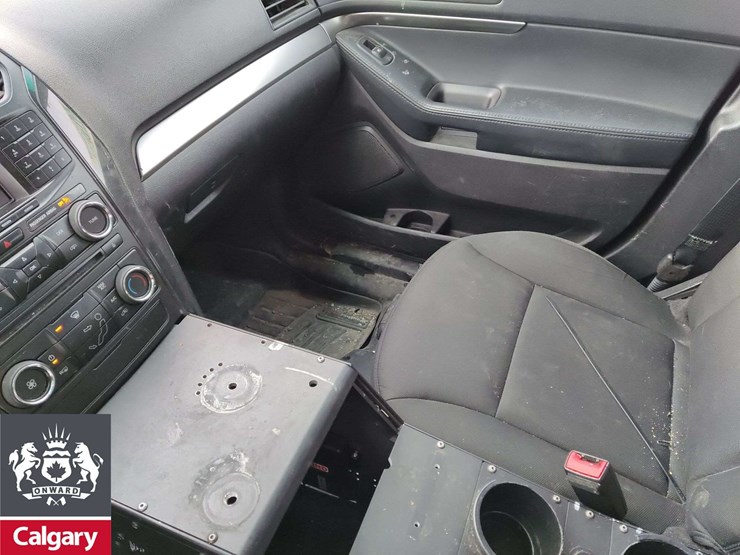 2016-ford-explorer-image-20