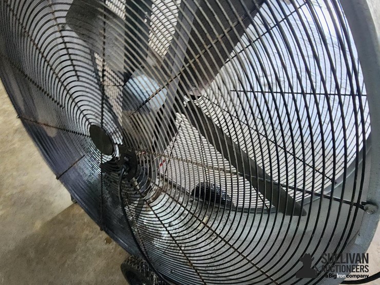 maxx-air-shop-fan-image-15