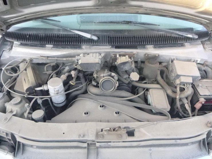 2004-gmc-safari-image-17