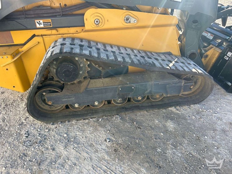 2020-deere-333g-image-9