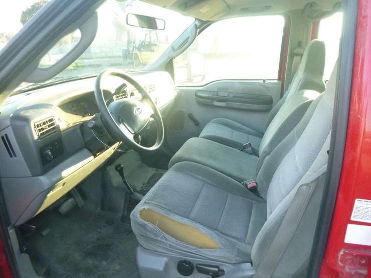 2003-ford-f550-image-8