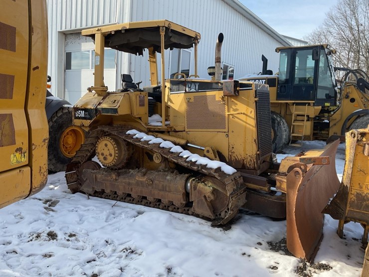 caterpillar-d5m-xl-image-4