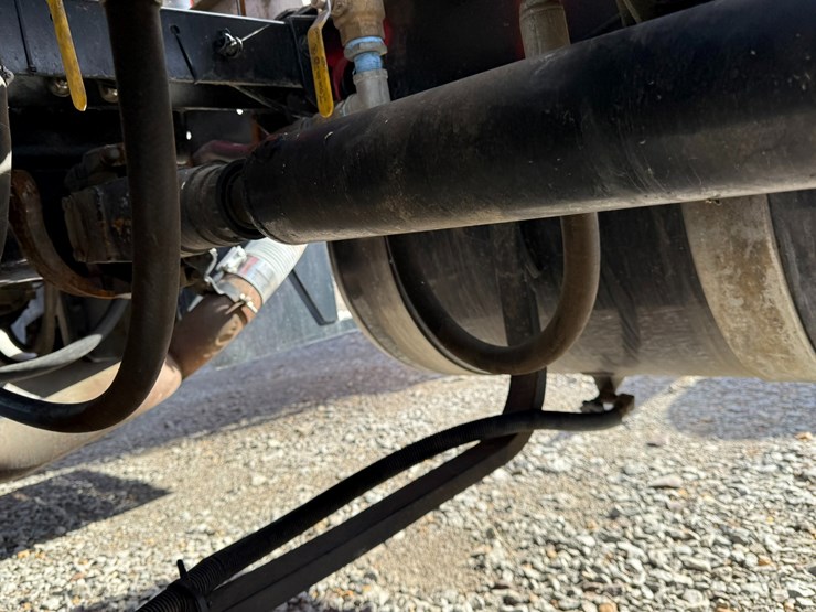 2014-peterbilt-389-image-23