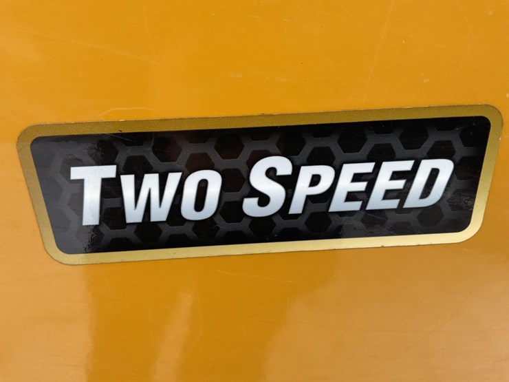 2021-caterpillar-259d3-image-10