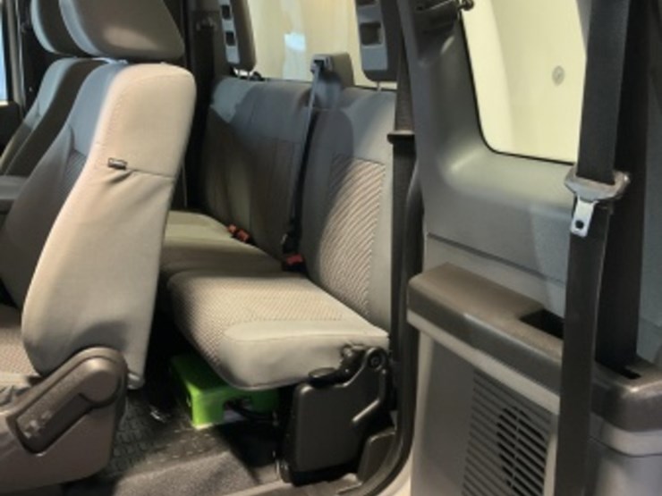 2013-ford-f450-image-26