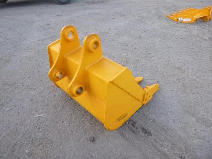 caterpillar-305-image-3