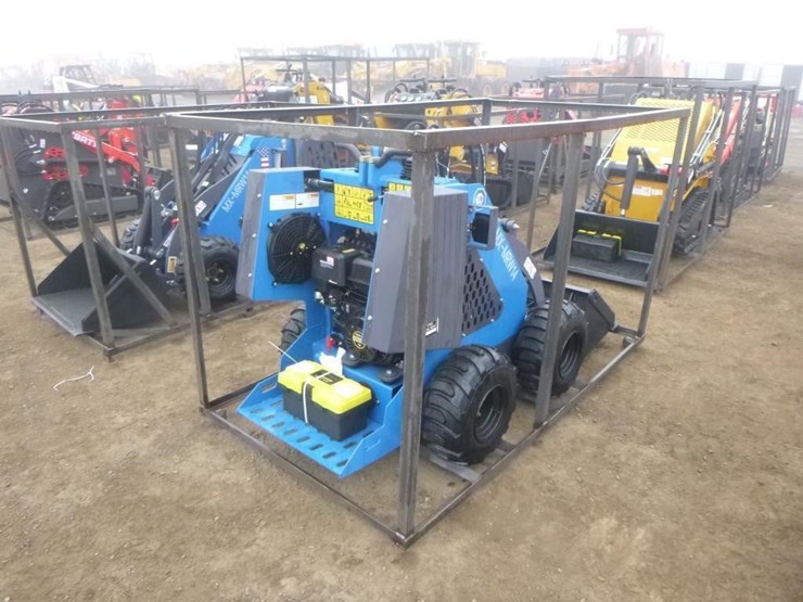 2025-agt-mx-mrt23-skid-steer-track-loader-image-3