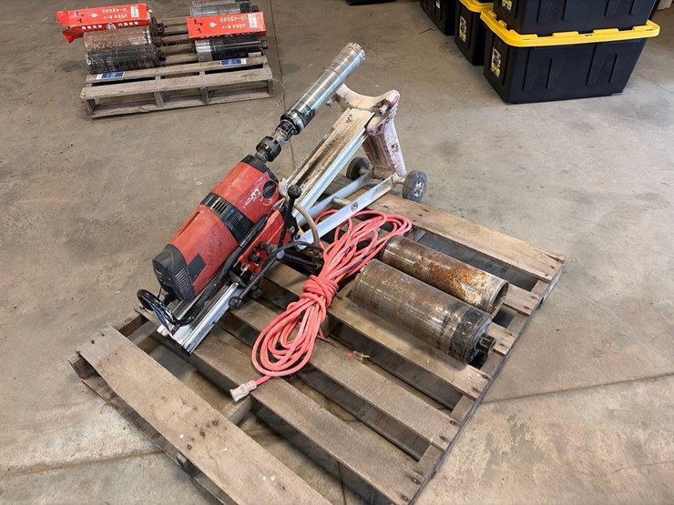 hilti-dd-200-core-drill-and-bits-image-3