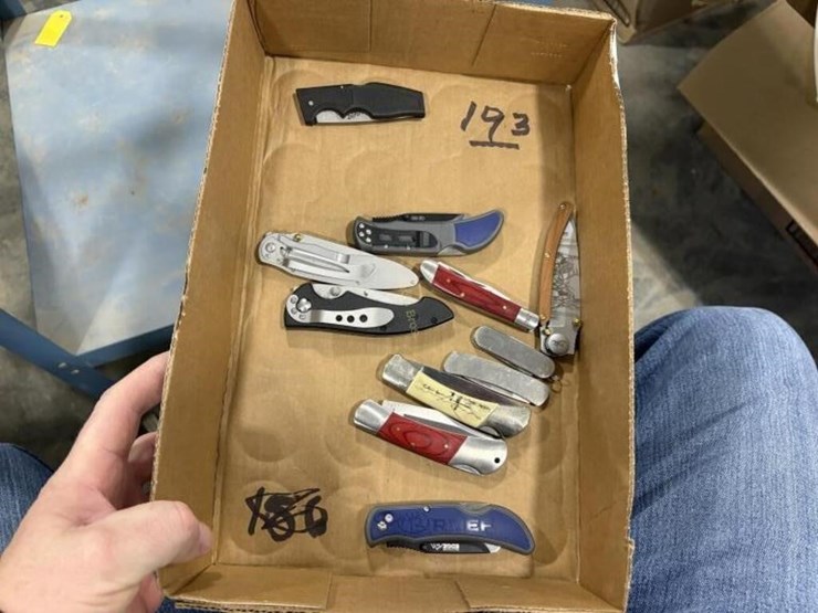 pocket-knives-image-1