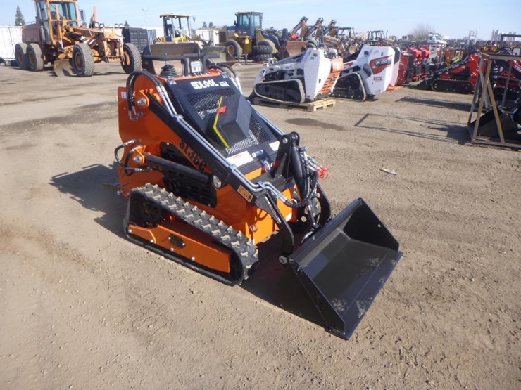 2025-sdlool-sl36c-skid-steer-track-loader-image-2