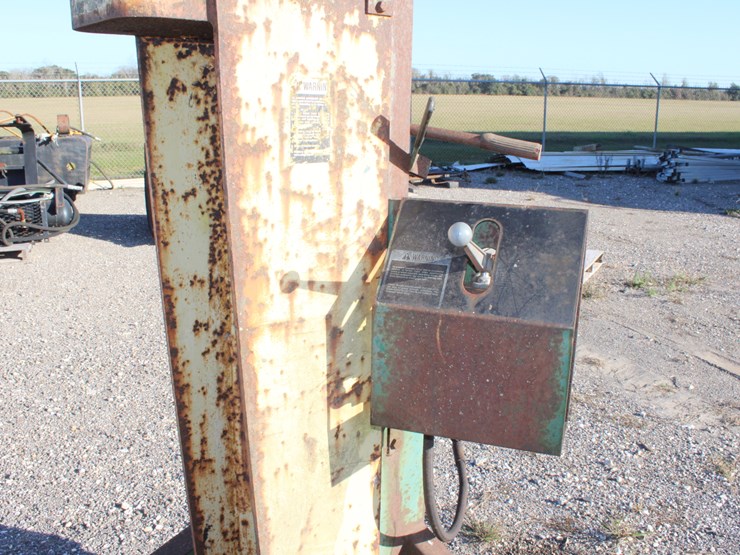 #4105-•-3pt-post-driver-image-3