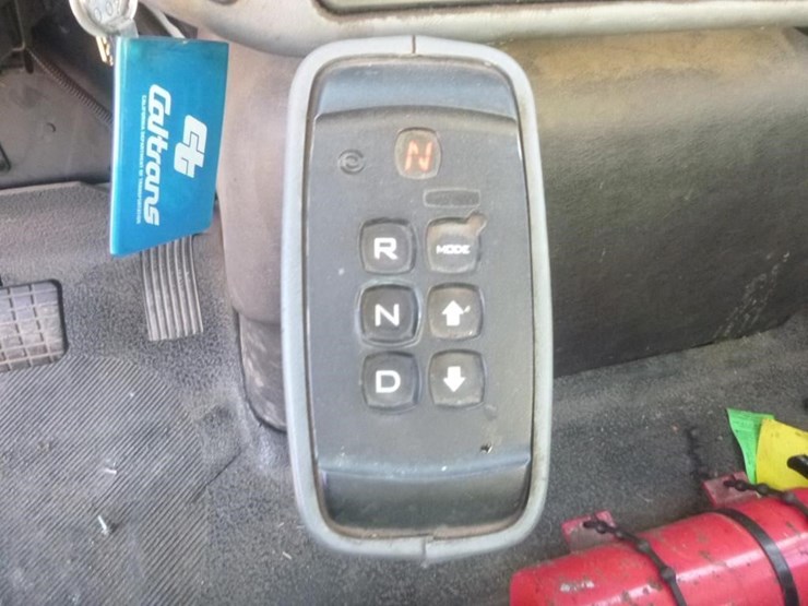 2005-international-durastar-4400-image-15