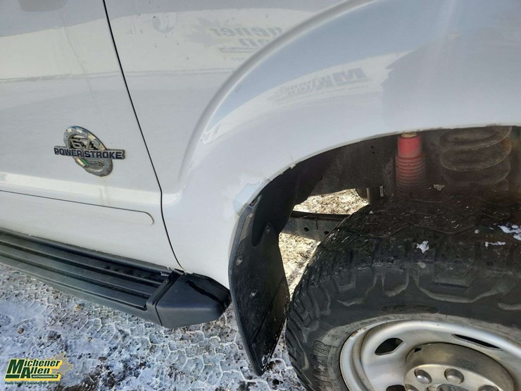 2015-ford-f350-sd-image-49