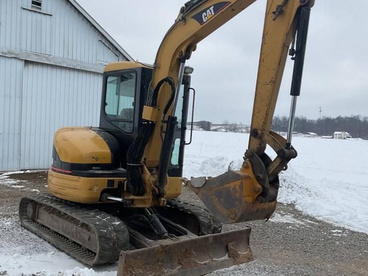 caterpillar-304cr-image-16