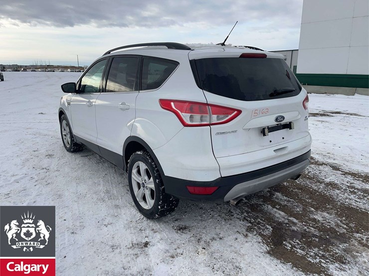 2016-ford-escape-se-image-3
