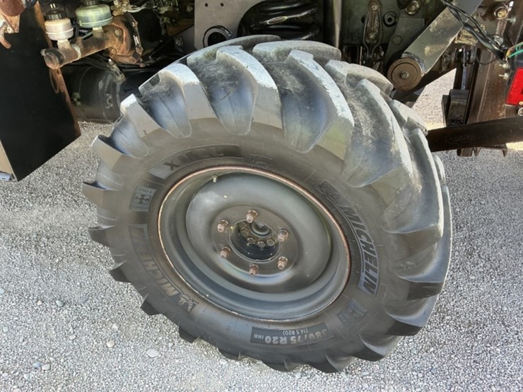 daimler-benz-ag-unimog-424-loader-truck-image-8