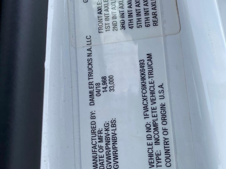 2019-freightliner-m2-curtain-side/box-truck-image-39