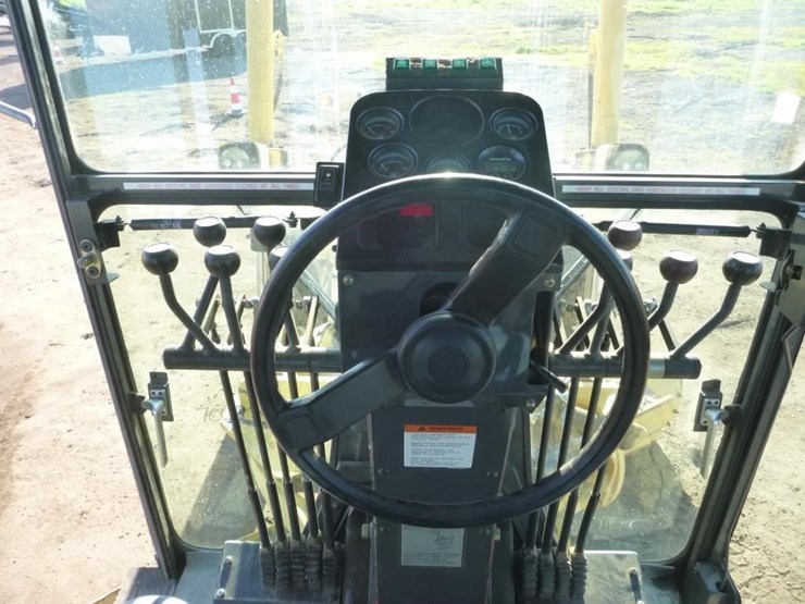 2006-komatsu-gd555-3c-image-9