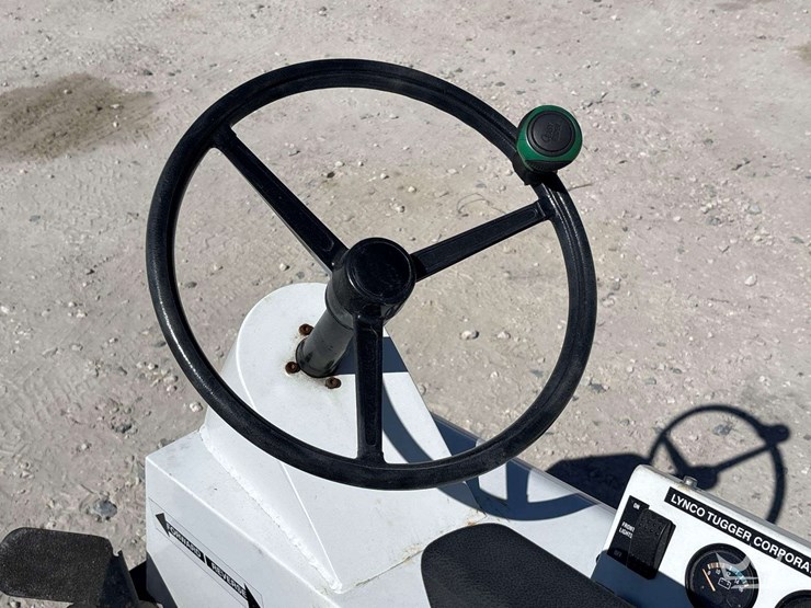 2019-lynco-mini-mover-aircraft-tug-cart-image-12