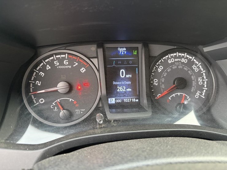 2020-toyota-tacoma-image-12