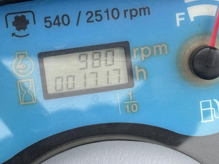 2021-new-holland-workmaster-25-image-49