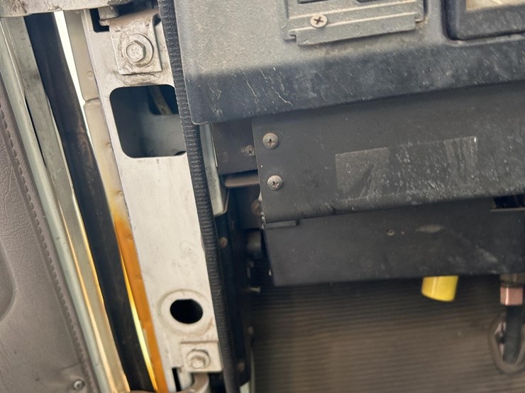 2001-international-4700-image-31