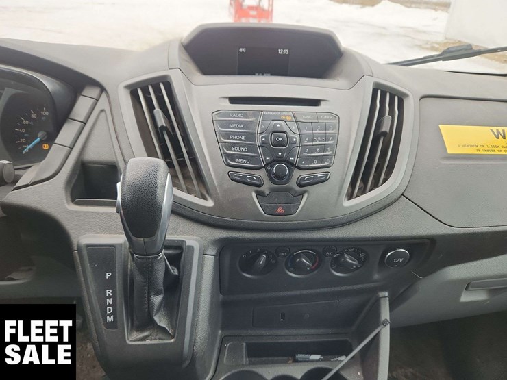 2017-ford-transit-image-23