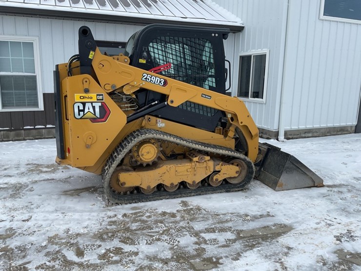 2021-caterpillar-259d3-image-3
