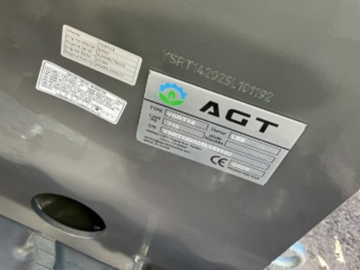 2025-agt-ysrt14-skid-steer-image-6