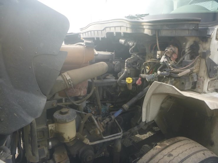 2012-international-durastar-4400-image-16