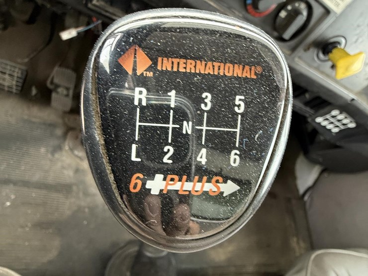 2000-international-4700-image-24