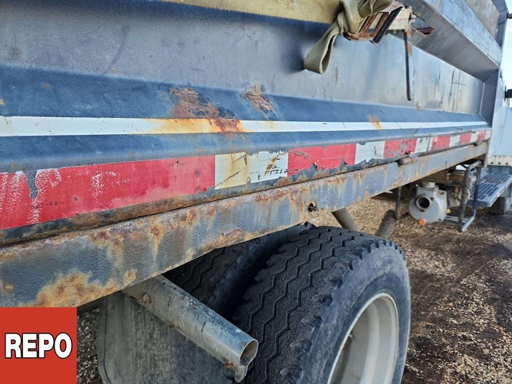 2007-gmc-topkick-c5500-image-34